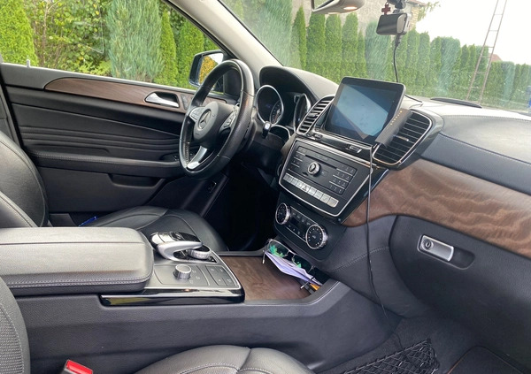 Mercedes-Benz GLE cena 210000 przebieg: 101000, rok produkcji 2017 z Dobra małe 46